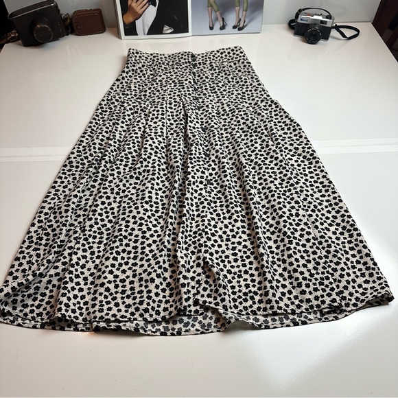 H&M Black and White Midi A-Line Skirt - Picture 1 of 8